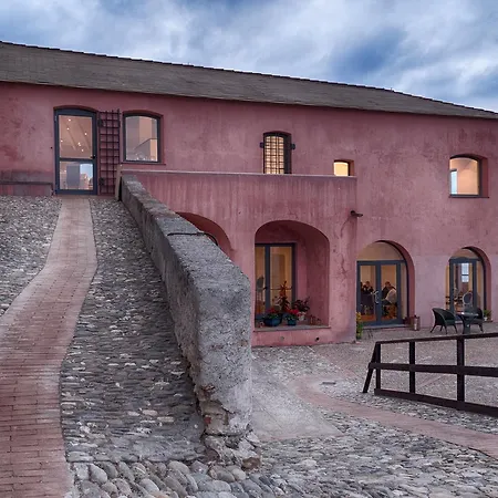 La Fortezza 3*