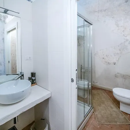 La Fortezza Πανδοχείο Finale Ligure